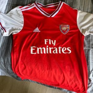 Adidas Arsenal 2018-2019 home jersey.
